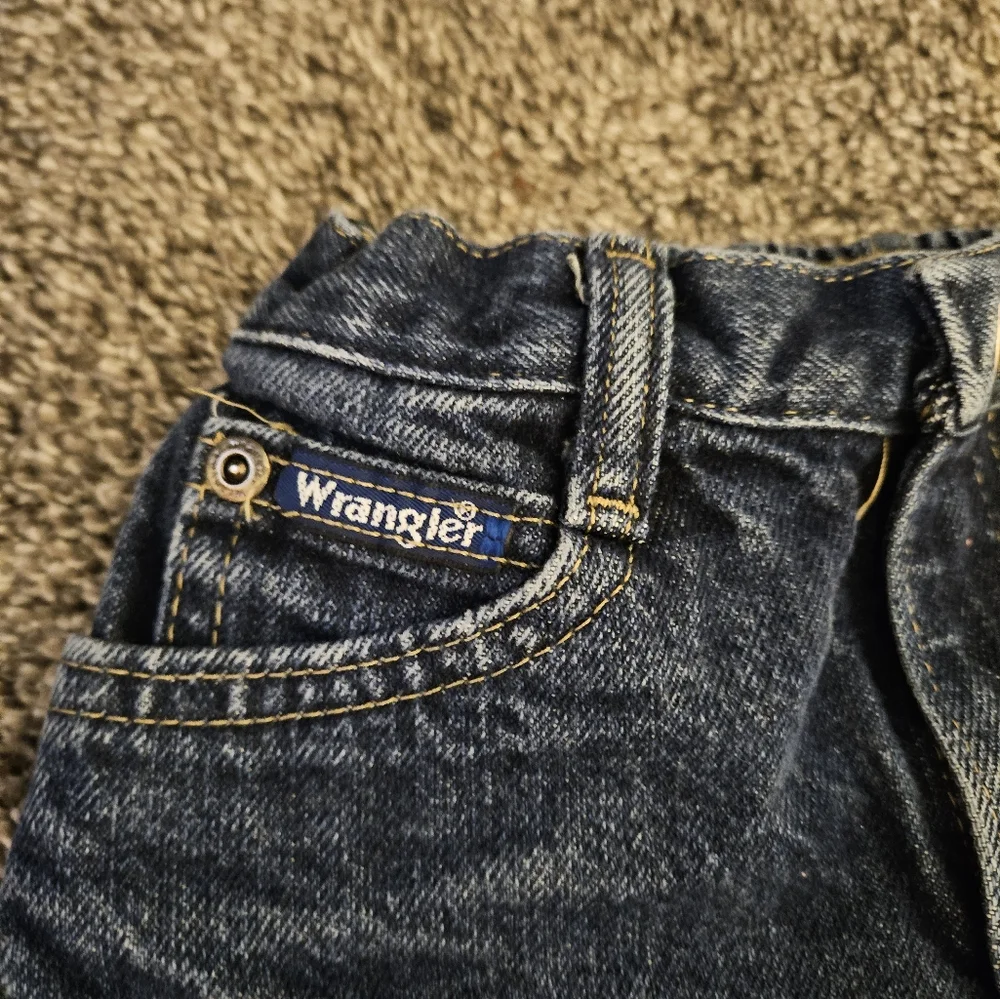 Wrangler Toddler Boy Denim Jeans - Picture 3 of 5